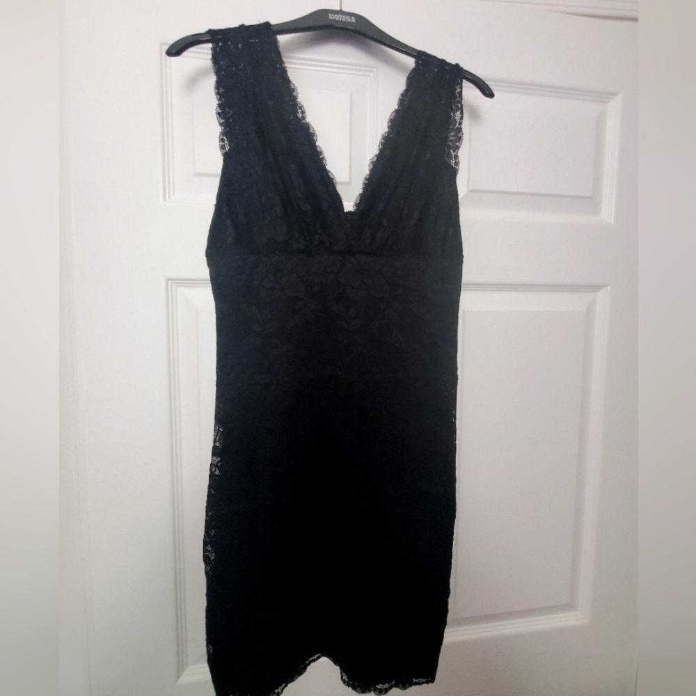 Guess lace bodycon dress